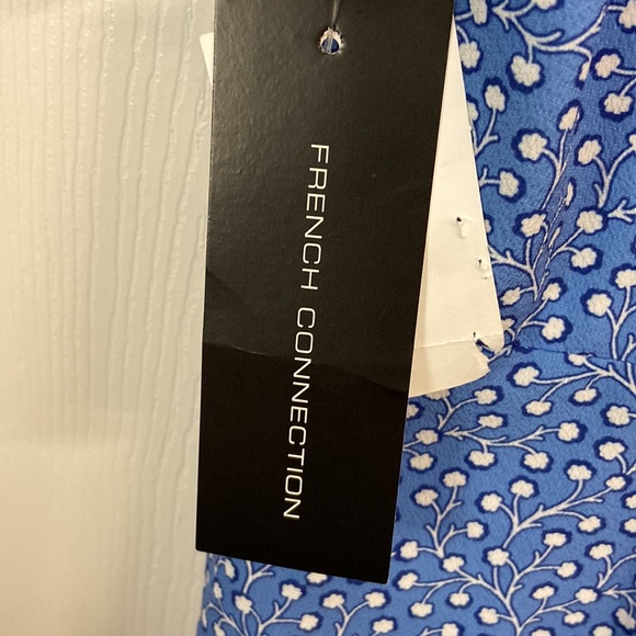NWT French Connection Chalk Blue Floral Puff Sleeve Smocked Dress Womens Sz 12 - Picture 8 of 9